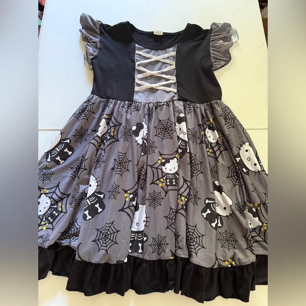 Boutique HELLO KITTY Halloween Cobweb Skeleton Black Grey Dress 14/16